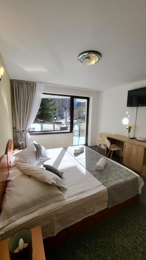 M7 Villa Bed& Bistro Alsótömös Kültér fotó
